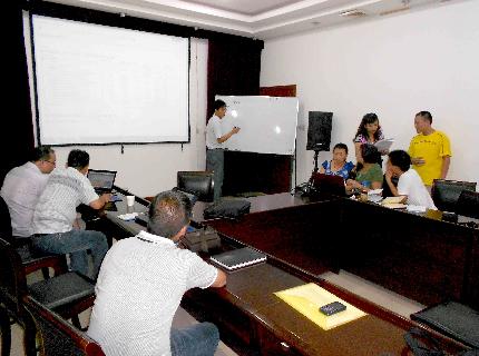 亚洲精品一区二区三区麻豆