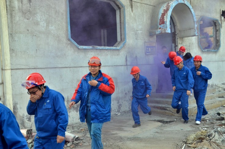 亚洲精品一区二区三区麻豆