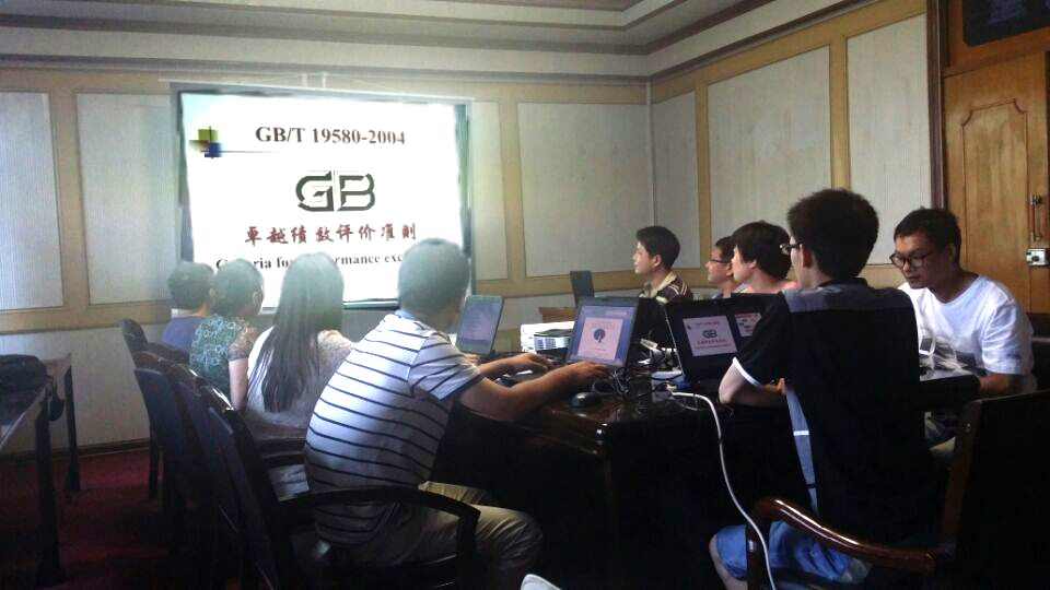 亚洲精品一区二区三区麻豆