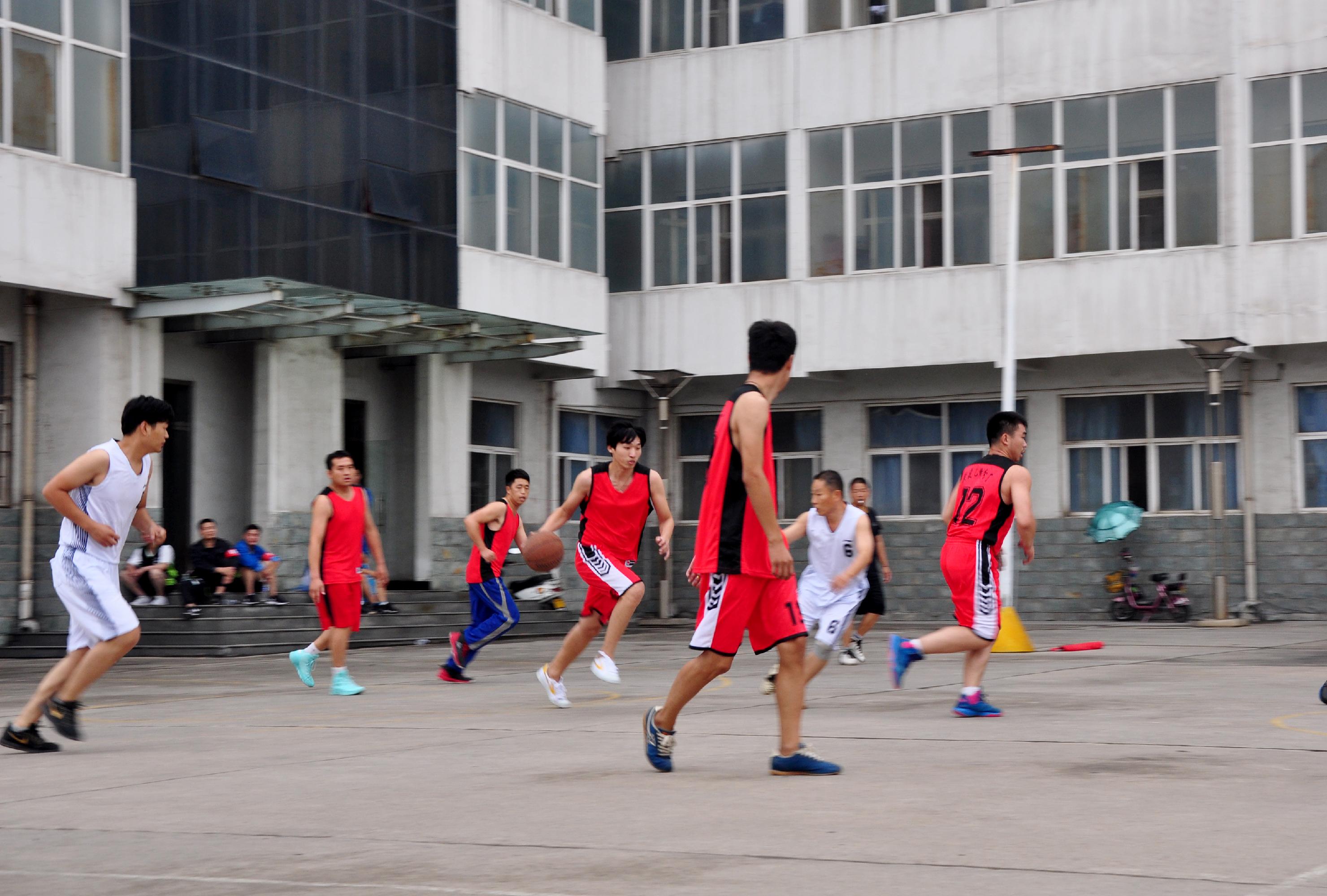 亚洲精品一区二区三区麻豆