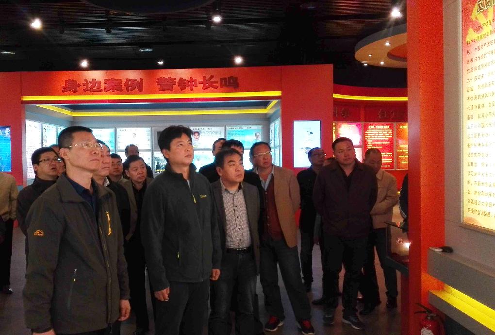 亚洲精品一区二区三区麻豆